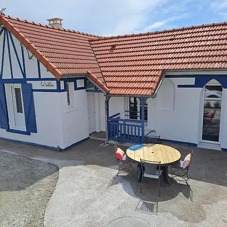 Les Goelettes A 250 M De La Tatil Evi *